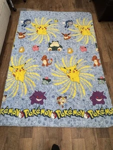 Vintage 1999 Pokémon Bed Sheet Blanket 60x84” Pikachu Kids Comforter Anime Twin - Picture 1 of 12