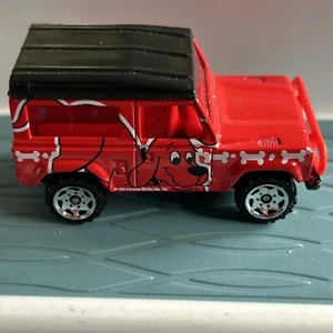 MATCHBOX LAND ROVER NINETY CLIFFORD BIG RED DOG 2003 SCHOLASTIC ENTERTAINMENT - Picture 1 of 8