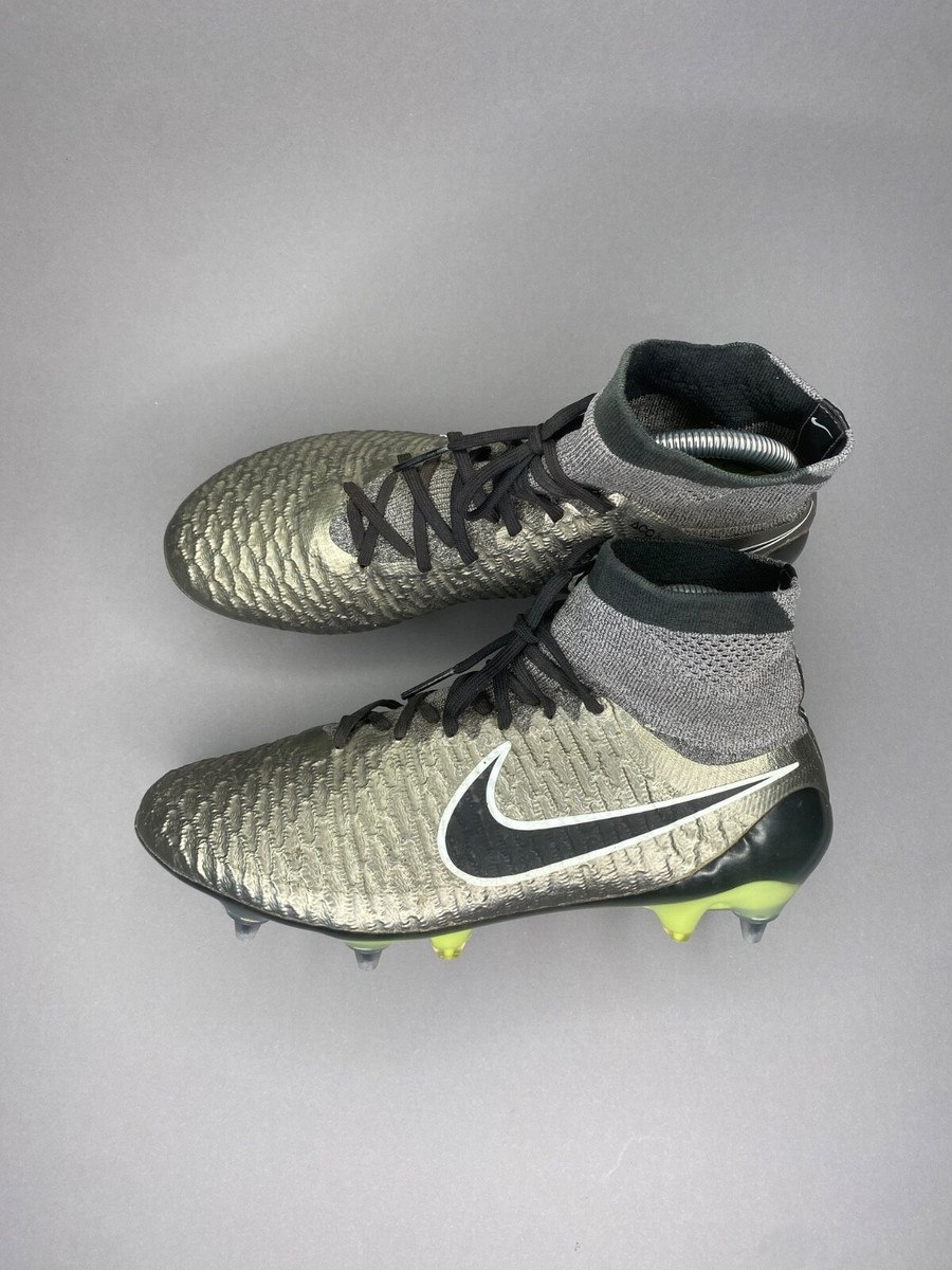 Nike Magista Obra Soccer Shoes for sale | eBay Nike Magista Obra Soccer Shoes for sale | eBay