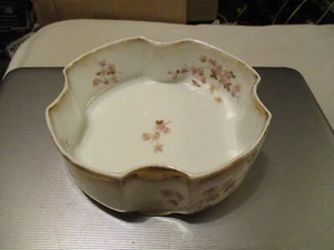 Leonard Vienna Austria Candy Bowl Porcelain 7 3/8x7 1/4 inches in perfect condit - Picture 1 of 8