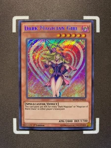 Dark Magician Girl - MVP1-ENS56 - Secret Rare - 1st Edition - Yugioh - Bild 1 von 1