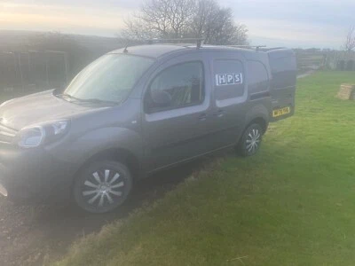 Electric van - Image 1 of 4