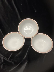 Vintage Corelle Set 3 weiß mit rosa & beige Streifen Müsli Suppenschalen - Bild 1 von 9