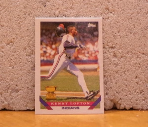 1993 TOPPS MINI 1" VARIANT BASEBALL CARD CLEVELAND INDIANS KENNY LOFTON - Picture 1 of 2
