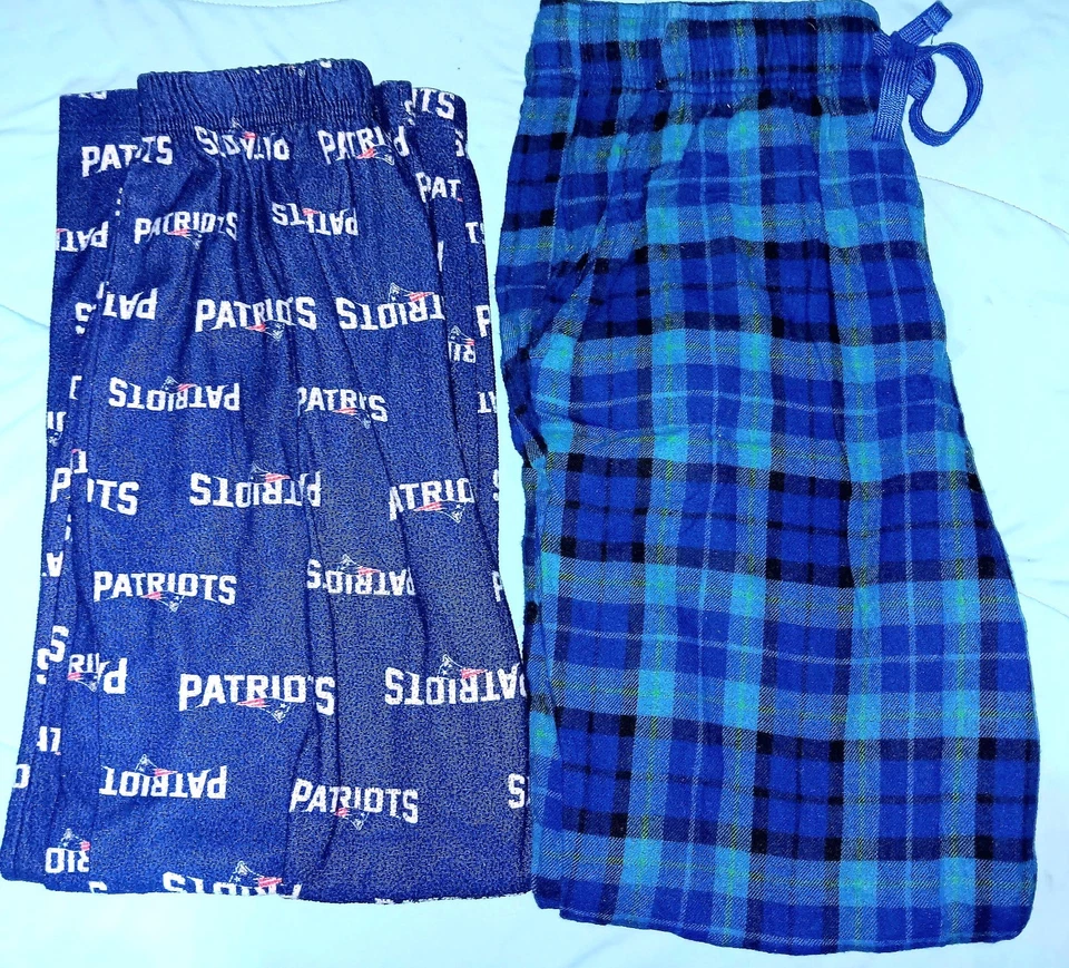 Paquete de 2 pantalones de pijama de lana medianos S 8 para niños ropa del equipo de la NFL Patriots y azul marino antiguo Foto 1 de 4