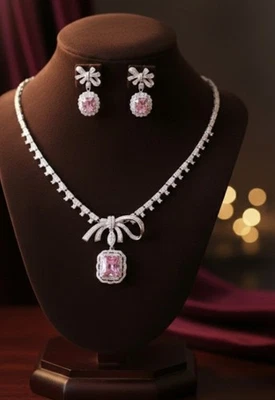 Набор ювелирных изделий Swarovski из розового мрамора с покрытием из платины 18 карат - Изображение 1 из 4