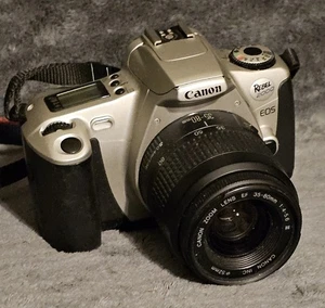 Canon EOS Rebel 2000 fotocamera reflex 35 mm con obiettivo 35-80 mm NON TESTATA *LEGGI* SPEDIZIONE GRATUITA - Foto 1 di 11