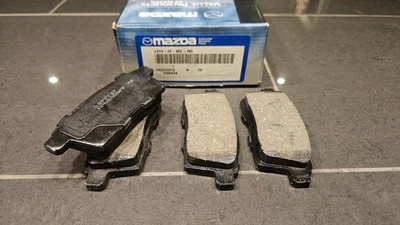 OEM Mazda CX-7 CX-9 Rear Brake Pads 2007-2009 L2Y6-26-48Z - Image 1 of 2