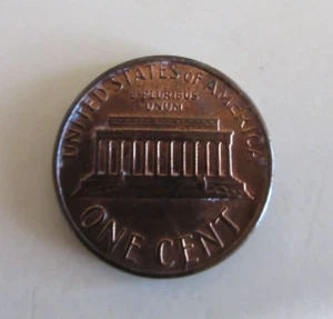 1986 United States One Cent Coin - Lincoln Memorial - No Mint Mark - Circulated - Picture 1 of 4