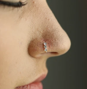 1x Three Stones Austrian Crystal 925 Sterling Silver Stud Hoop-Sparkly Nose Ring - Picture 1 of 26