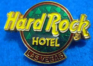 LAS VEGAS HOTEL GREEN SPADES LOGOTIPO EN RELIEVE Y BARRA CON NOMBRE MARRÓN Hard Rock Café PIN LE - Imagen 1 de 1