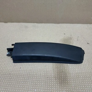 2009-2013 Suzuki Grand Vitara RIGHT FRONT Black Roof Rack Rail End Cap OEM - Picture 1 of 11