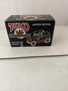 ERTL 1918 FORD RUNABOUT  TEXACO THE TEXAS CO.  COIN  BANK- NEW - Picture 1 of 8