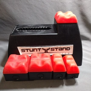 Cheerleading practice Stunt Stand w/ 4 adjustable grips black red great shape! - Picture 1 of 12