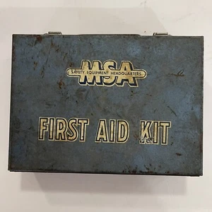 Kit pronto soccorso MSA vintage scatola in metallo blu alcuni contenuti all'interno - Foto 1 di 7