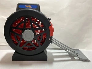 Vintage 1998 Mattel Hot Wheels 16 Car Revolving Carrying Case With Exit Track - Picture 1 of 14