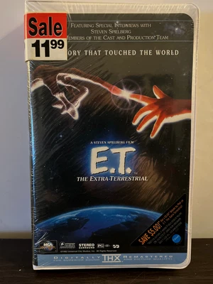 E.T. The Extraterrestrial (MCA Watermark) (Clamshell) - VHS Tape - SEALED NEW - Image 1 of 4
