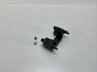 Hornby X643 Cylinder Block & Fitting Screw / Washer - R063 R552 Britannia (#244) - Image 1 of 4