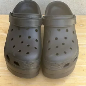 Cape Robbin Crocs Classic Bae Clog Black Womens Size 6M - Picture 1 of 6