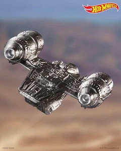 SDCC 2022 Exclusive Hot Wheels Star Wars Mandalorian Razor Crest Starship Mattel - Picture 1 of 2