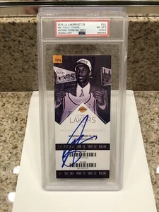 Karl-Anthony Towns Signed NBA DEBUT Ticket Stub Psa/Dna Slab 8 Dual 9 Mint Auto - Picture 1 of 4