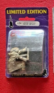 LE4 LIMITED EDITION SPACE MARINE CAPTAIN METAL OOP NEW IN BLISTER GAMESDAY 1991 - Picture 1 of 1