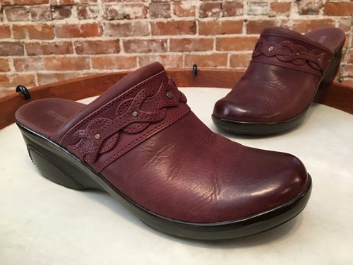 Zoccoli zeppa Clarks mogano marrone pelle marion coreen dettaglio intrecciato vendita 9