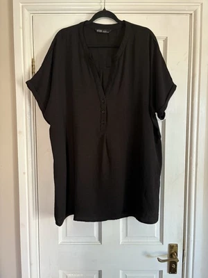 Yours Women's Plus Size Casual Short Sleeve V Neck Tunic Top Black Size 22-24 - Image 1 of 4
