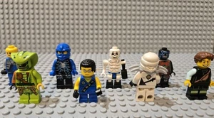 Lote de 8 minifiguras LEGO Ninjago  - Imagen 1 de 16