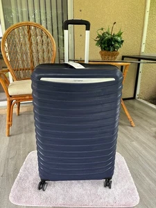 Samsonite Spin Tech 6 Large Spinner Color: Midnight Navy - Picture 1 of 6