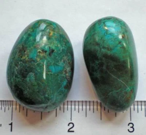 Chrysacolla - 2 Tumbled Stones rt580a - Picture 1 of 4