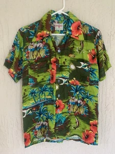 Camisa De Colección HAWAIIAN HOLIDAY Rayon Island Savusavu Lucha Botón Delantero Pequeña - Imagen 1 de 6