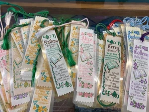 Christian Scripture and Name Bookmarks LOT Variety - Imagen 1 de 3