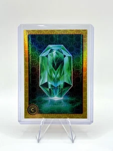 Moneda de verano 2025 Cardsmiths #38 piedra preciosa sol esmeralda Omega 3/3 - Imagen 1 de 2