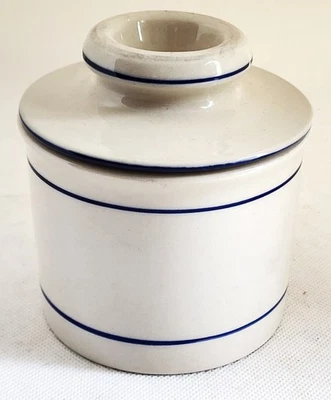 BUTTER BELL-NORPRO-Crema con Tiras Azul Marino-4.5 pulgadas Soporte de Mantequilla Clásico Alto Foto 1 de 4