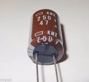 Condensador electrolítico 1 pieza 47uF 250V, 105C P/N KMX250VB47M - Imagen 1 de 1