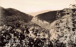 Smugglers Notch Vermont Vintage RPPC Green Mountains - Bild 1 von 2