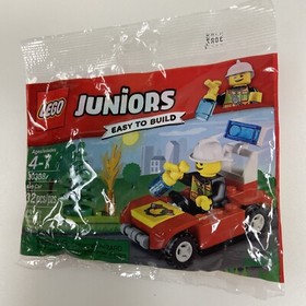Lego Juniors easy To Build Fire Car 32 Piece #30338 Ages 4-7 Bag Set