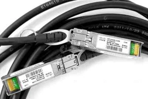 Câble Cisco SFP-H10GB-CU3M 3m 10GB SFP+ Passive Direct Attach Copper Twinax - Photo 1/5