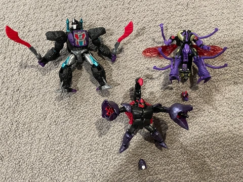 Transformers Buzzworthy - NEMESIS PRIMAL SKYWASP SCORPONOK - Loose Complete Cover