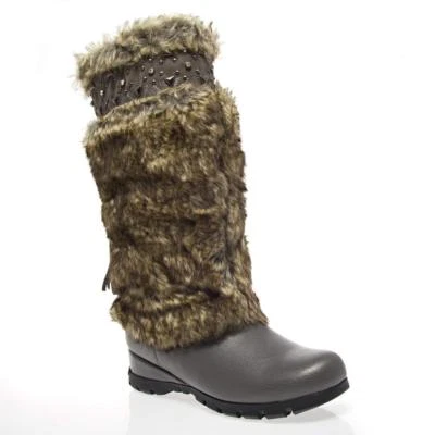 Nueva bota para mujer de piel sintética a media pantorrilla tacón de cuña bajo suela borla estrás tachuelas Foto 1 de 3