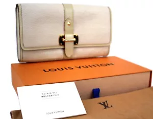 Cartera monedero Louis Vuitton Suhali de cuero Le Favori para mujer usada Francia con caja - Imagen 1 de 21