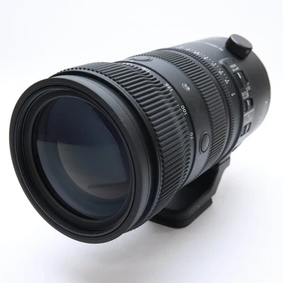 Sigma 70-200mm F/2.8 DG DN OS Sports (for Sony E mount) -Near Mint- #323 - Image 1 of 4