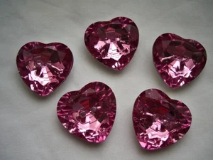PINK, DIAMOND CUT, JEWEL EFFECT SPARKLY HEART SHAPED BUTTONS x 5 Free P & P - Picture 1 of 3