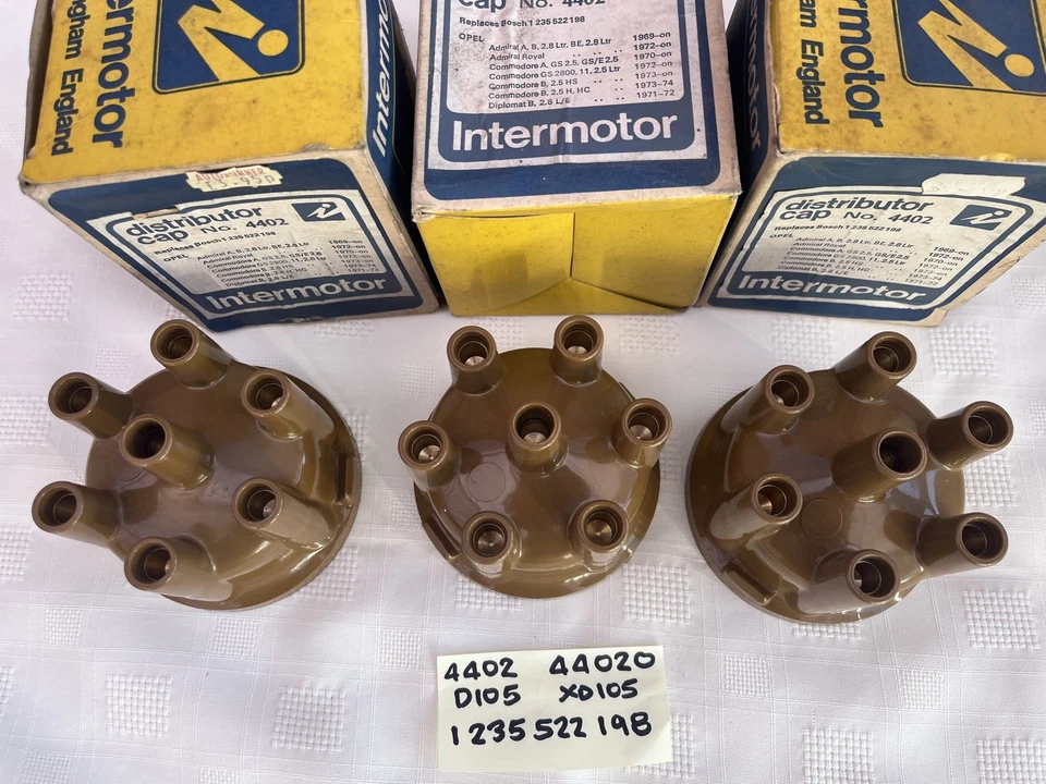  Vauxhall Carlton Royal Viceroy Opel Monza Senator  etc 3 x Distributor Caps   - Image 1 of 4