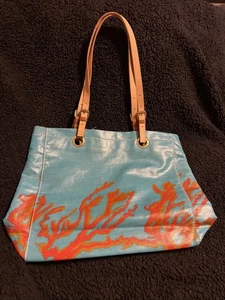 Bolso de Mano Sakroots Azul Forrado en Coral Playa Tropical Bolso con Cremallera.  P18 - Imagen 1 de 7