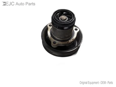 Насос водяного охлаждения для газового Volkswagen Passat 2.5 07K121029 12-14 годов выпуска - Изображение 1 из 4