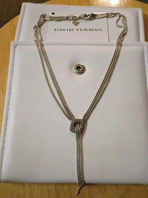 Collar David Yerman de diamantes de oro blanco y plata de ley Foto 1 de 4
