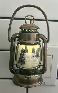 Bath and Body Works Polar Bears in Lantern Christmas 6” Plug In Nightlight - Picture 1 of 12
