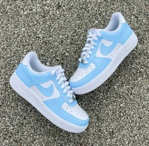 Air Force 1 Custom Low Two Two Baby Blau Weiß Schuhe UNC Herren Damen Kinder Baby - Bild 1 von 24